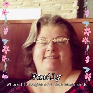 Meet your Posher, Lori